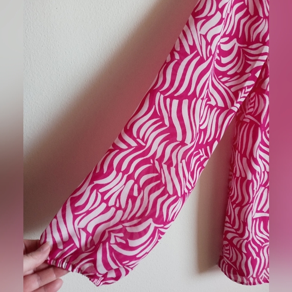 Susan Graver Size Large Top - Picture 3 of 8